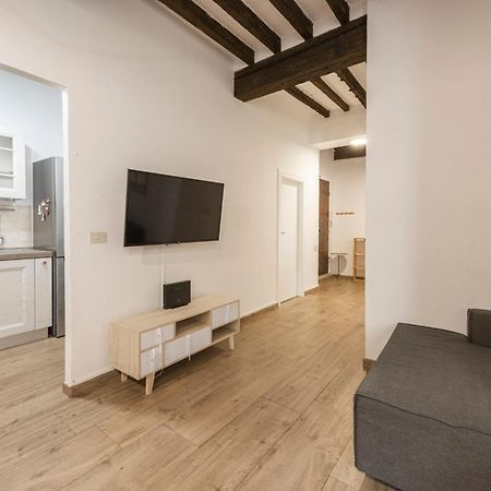 Laurel Apartment By Mmega Florence Ngoại thất bức ảnh